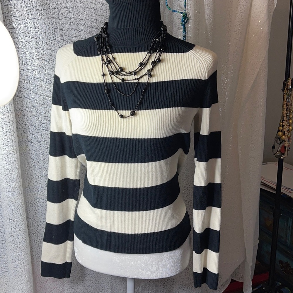 WilliSmith sweater